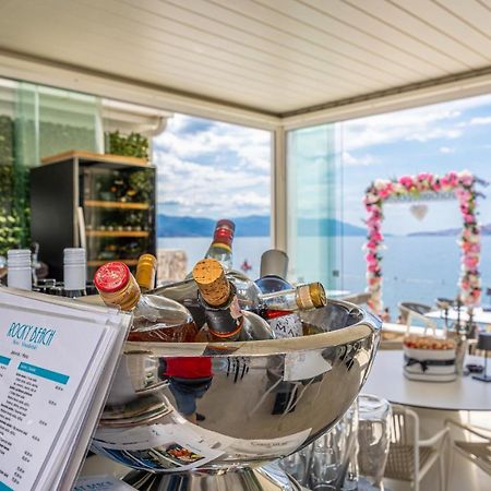 Rocky Beach Rooms 诺维·维诺多尔斯基 外观 照片