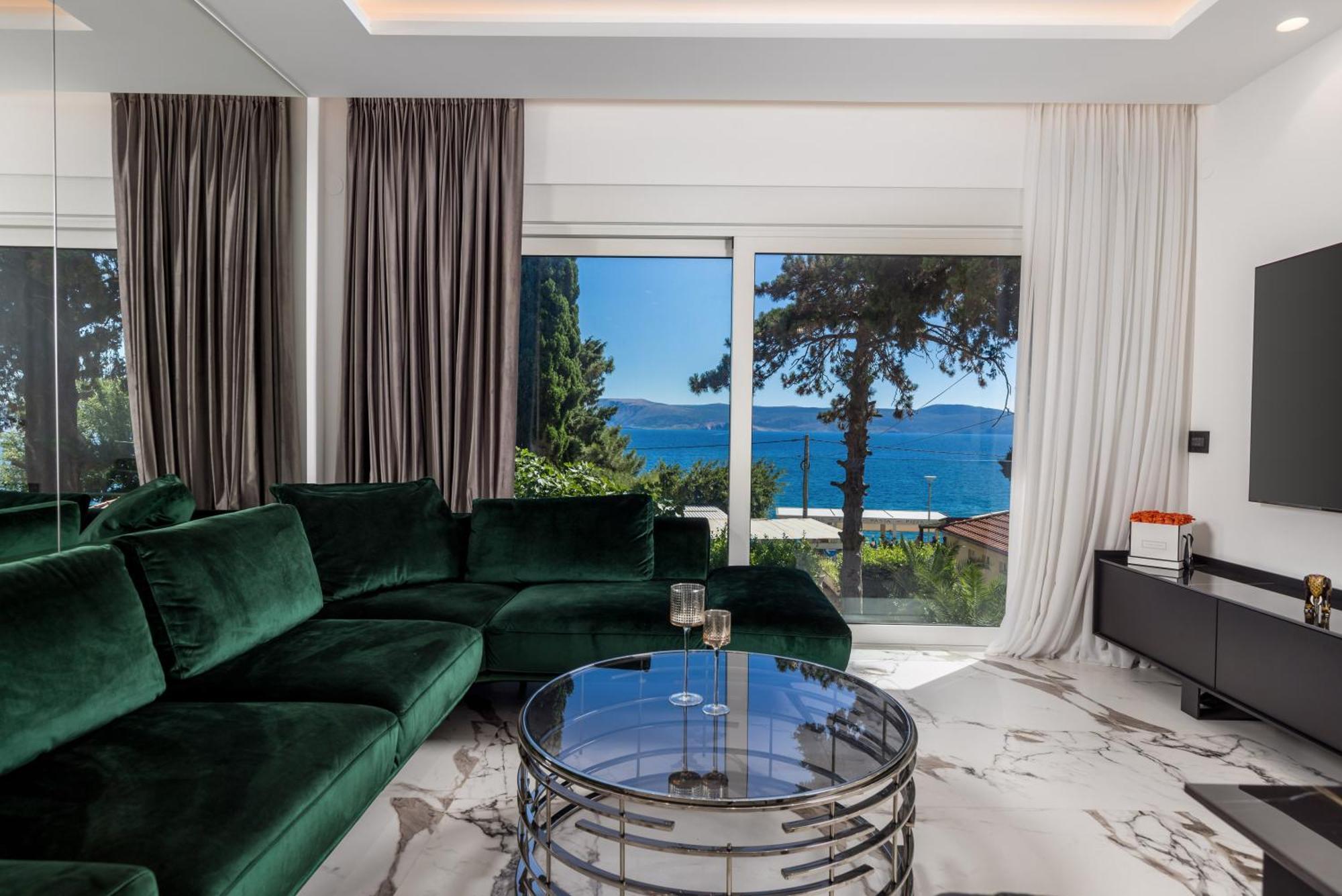 Rocky Beach Rooms 诺维·维诺多尔斯基 外观 照片